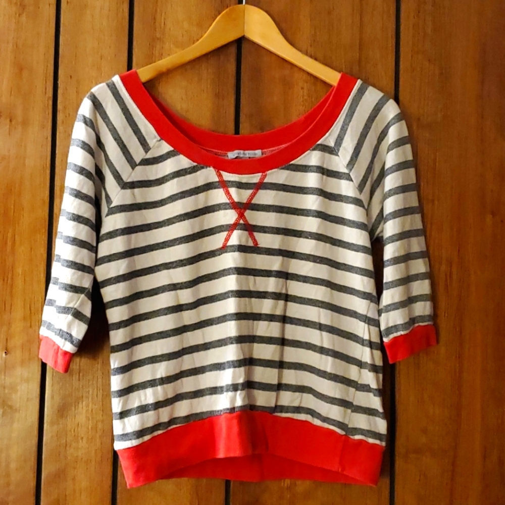 ⭐ 3/$15 ⭐ Charlotte Russe sweater